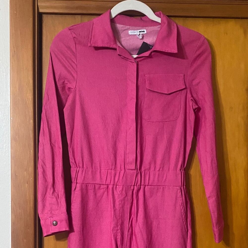 NWT Aviator Babe Neon Pink Jumpsuit Coveralls Button Pockets Rave Party Festival - Picture 3 of 11